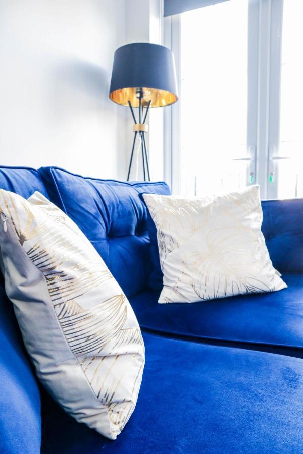 High-end Luxury - Free Parking And Wifi Included! *