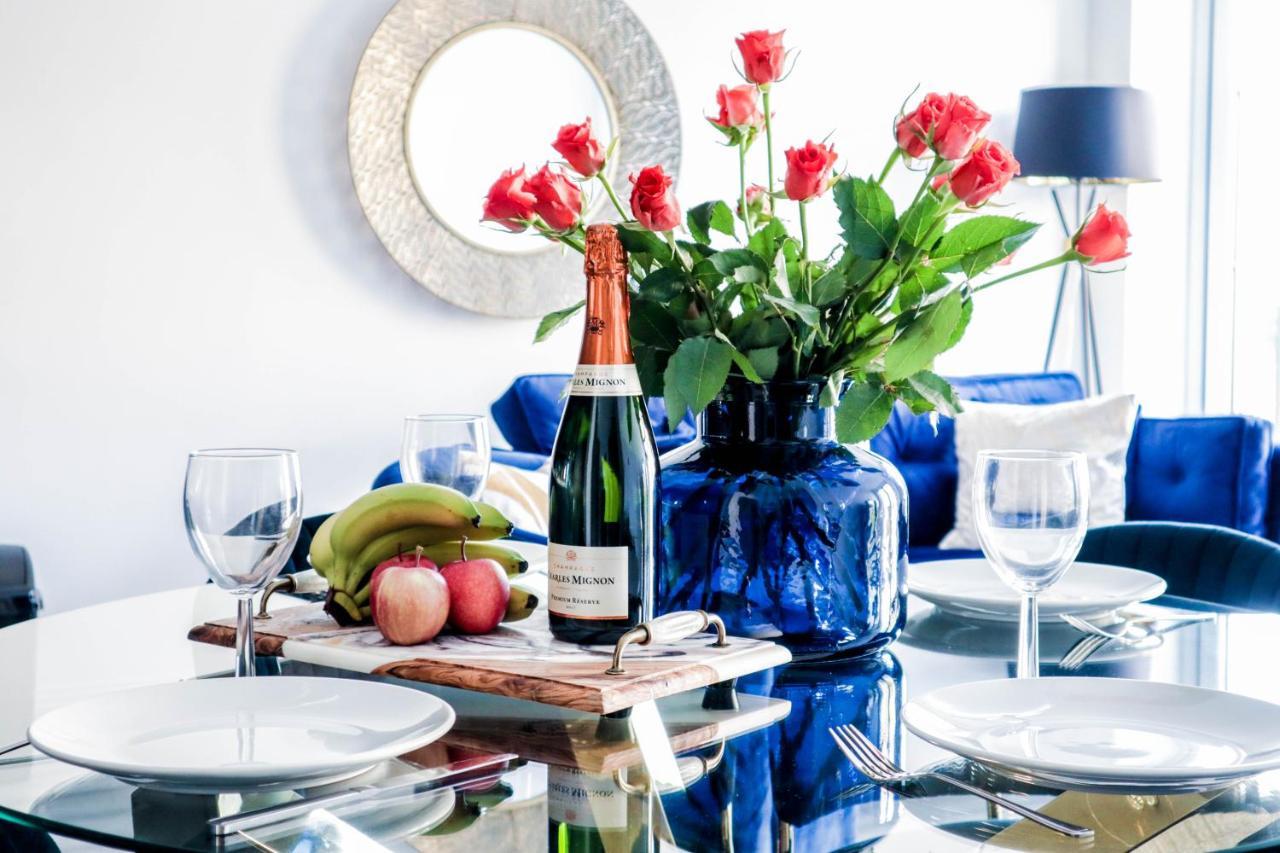 Apartment High-end Luxury - Free Parking And Wifi Included! *