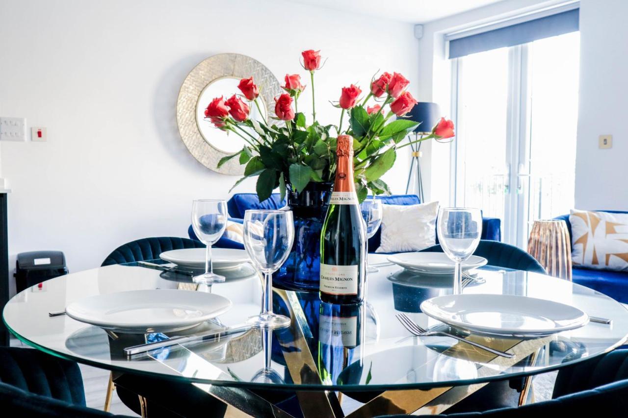 High-end Luxury - Free Parking And Wifi Included!